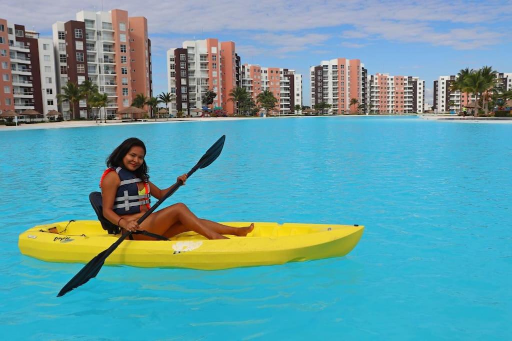 View And Access To The Lagoon~Kg Sz Bed, A/C, Wifi, foto 6