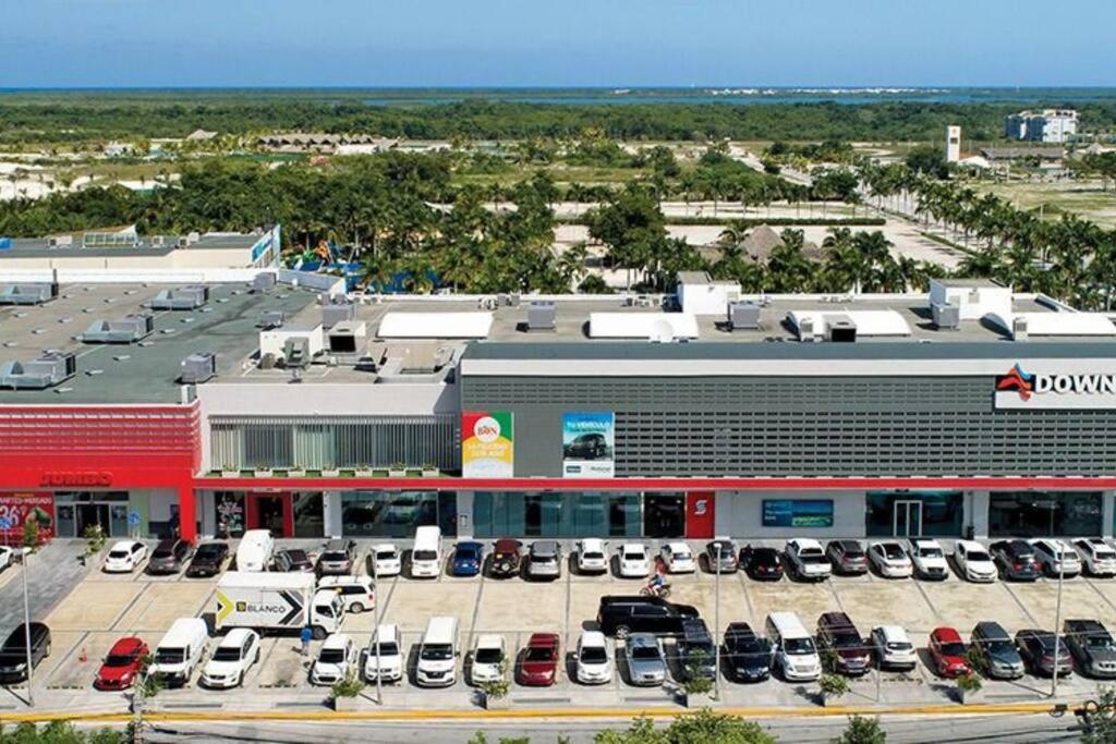 Downtown Punta Cana Vibrant Apartment!, imagen 3