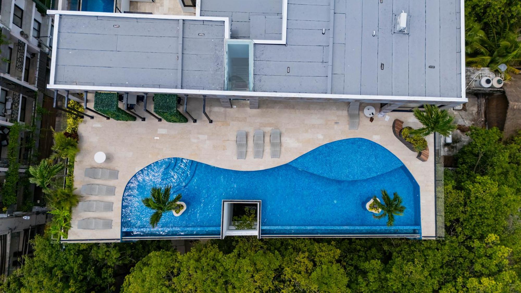 Menesse Liltowm rooftop con vista al mar, foto 13