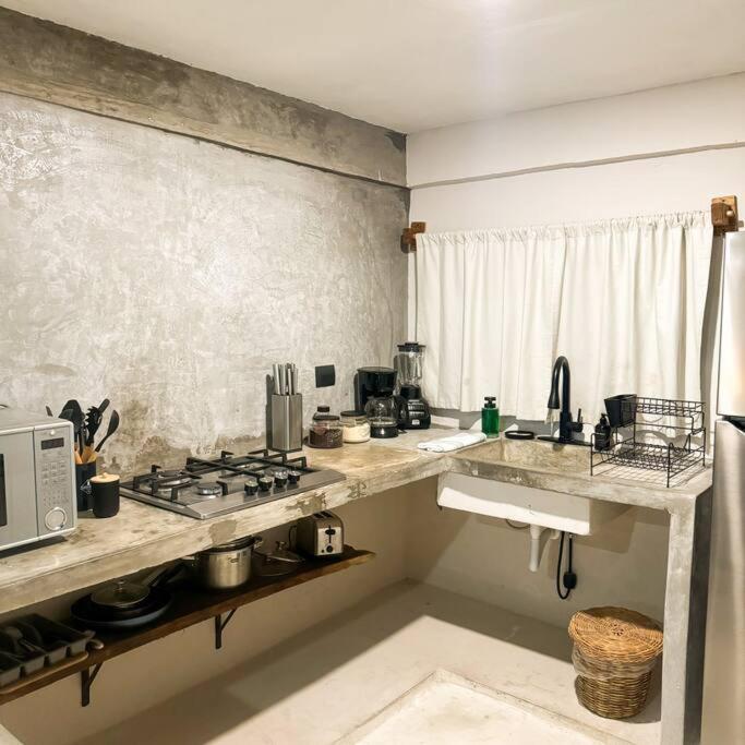 Cozy Tropical Suite for 1-4 Pp in Isla Mujeres, imagen 3