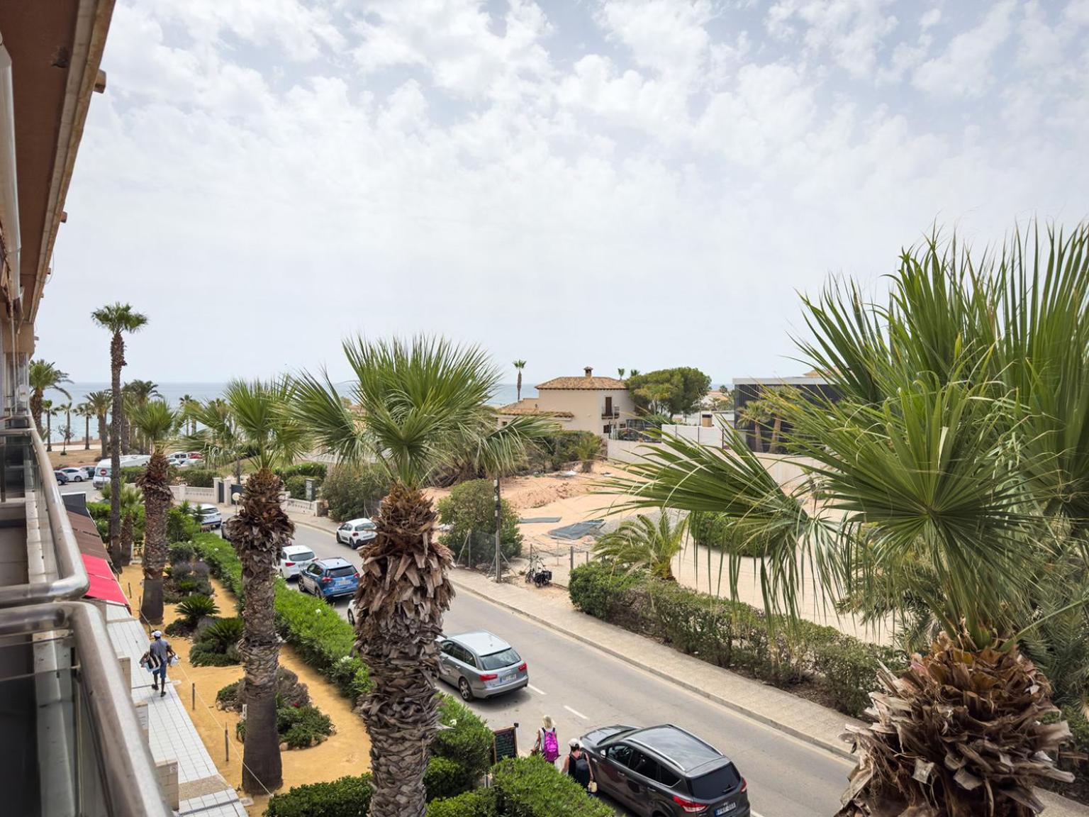 Beachfront Apartment Primera Línea 2-02