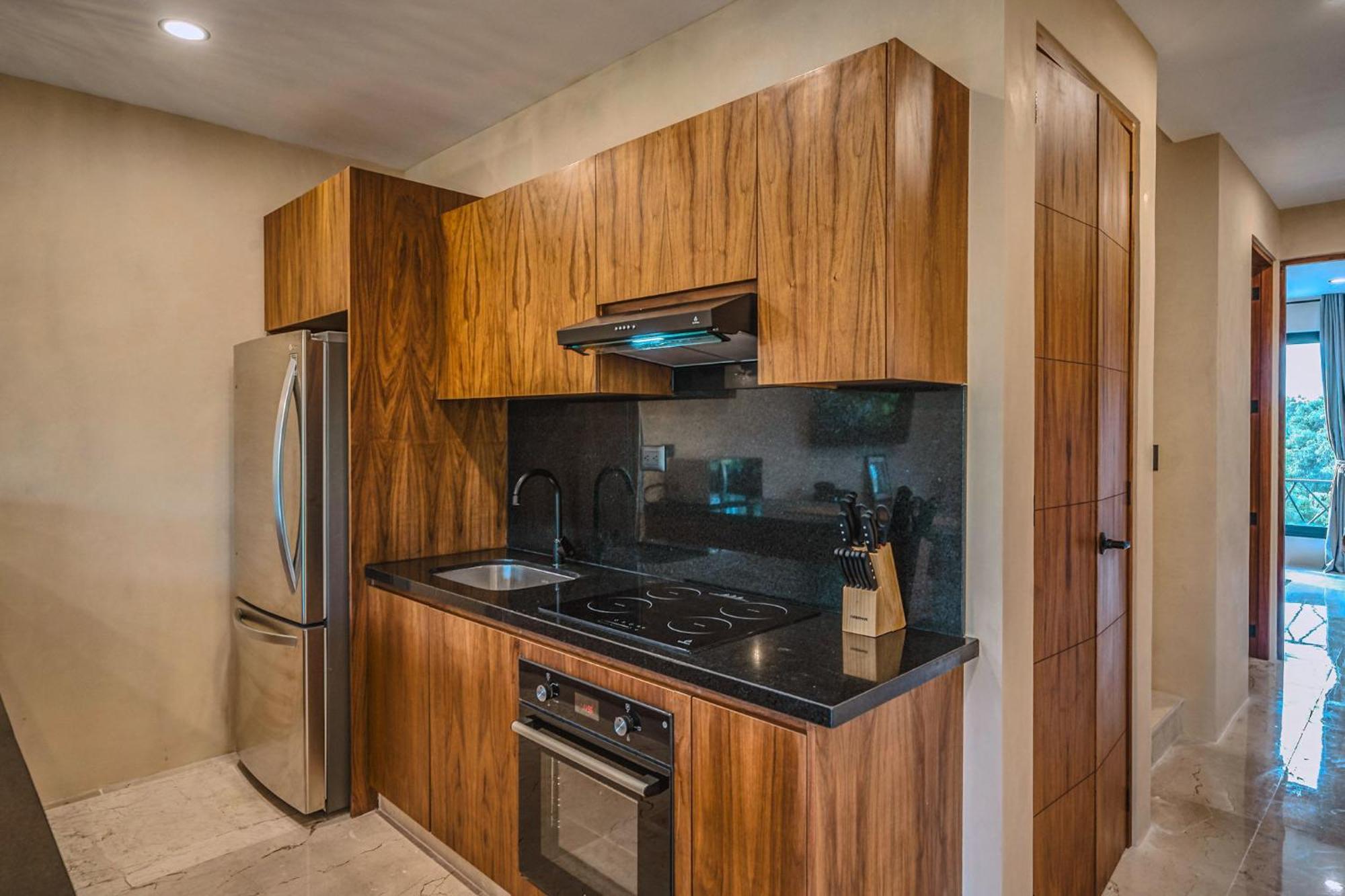 Deluxe 6BR Double Penthouse with 2 Private Roof Pools, foto 13