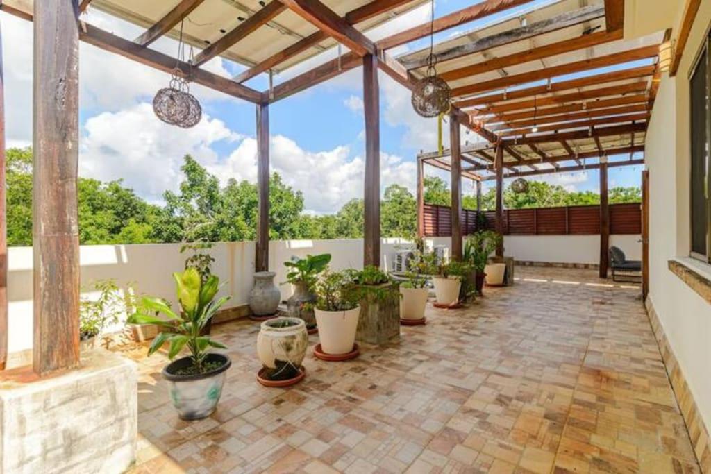 Unwind at Villa Magdalena, private villa with 3 bedrooms, rooftop pool and fast Wi-Fi for digital nomads, foto 15