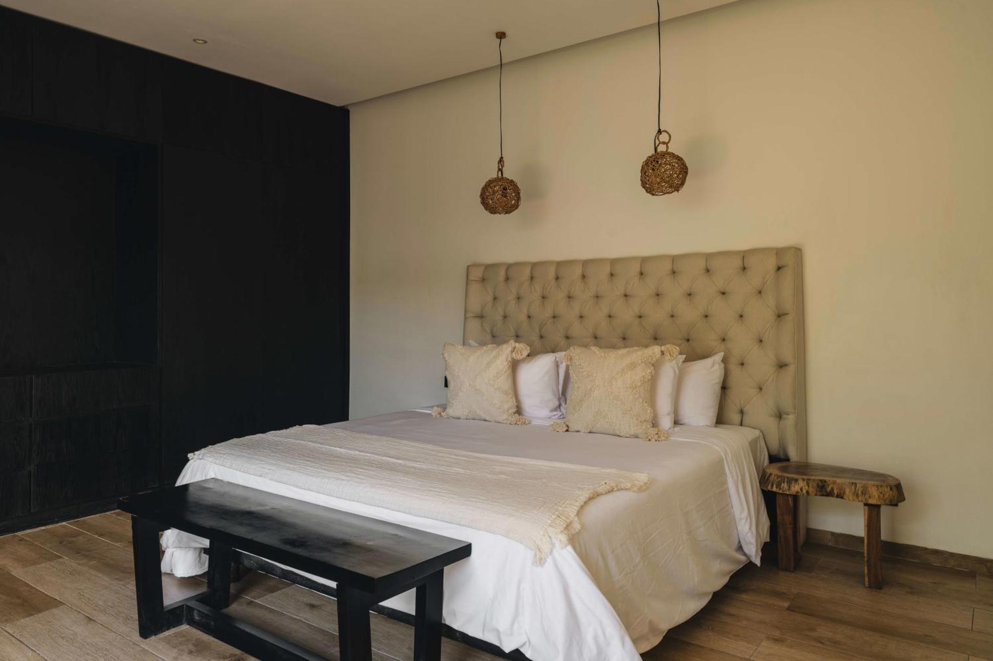 Elegant Villa Stay Gated Place Full Concierge, foto 13