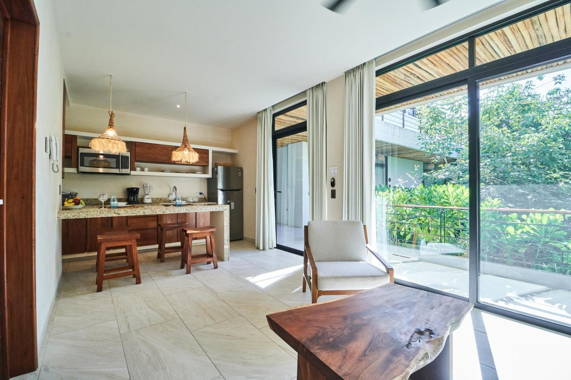 Jungle Penthouse with 2 Pools and Private Rooftop Terrace, foto 14