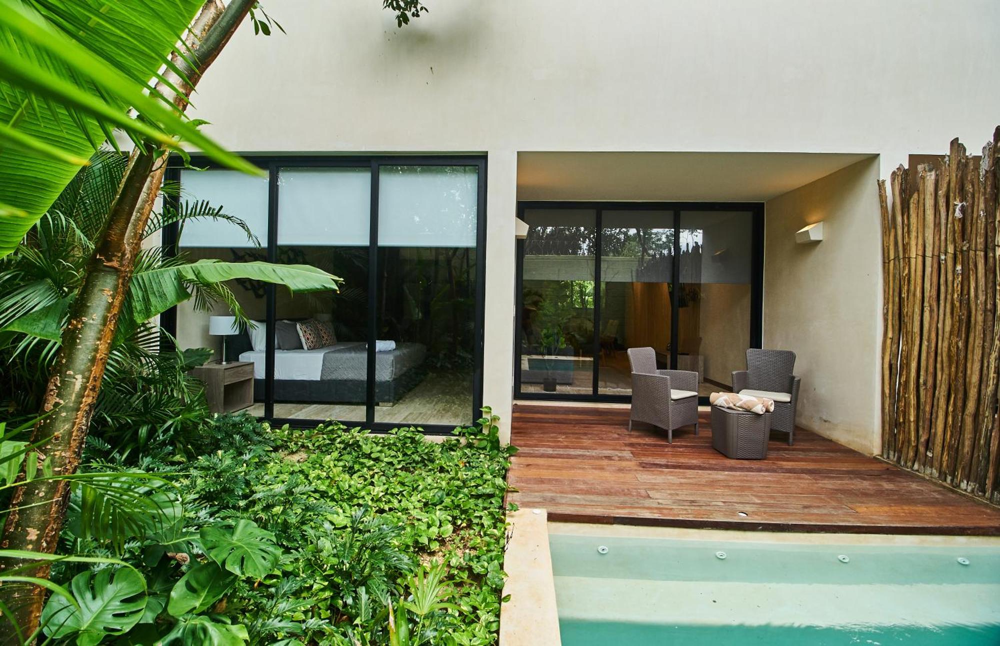 Spacious Aldea Zama Ground Floor Condo with Private Pool, foto 8