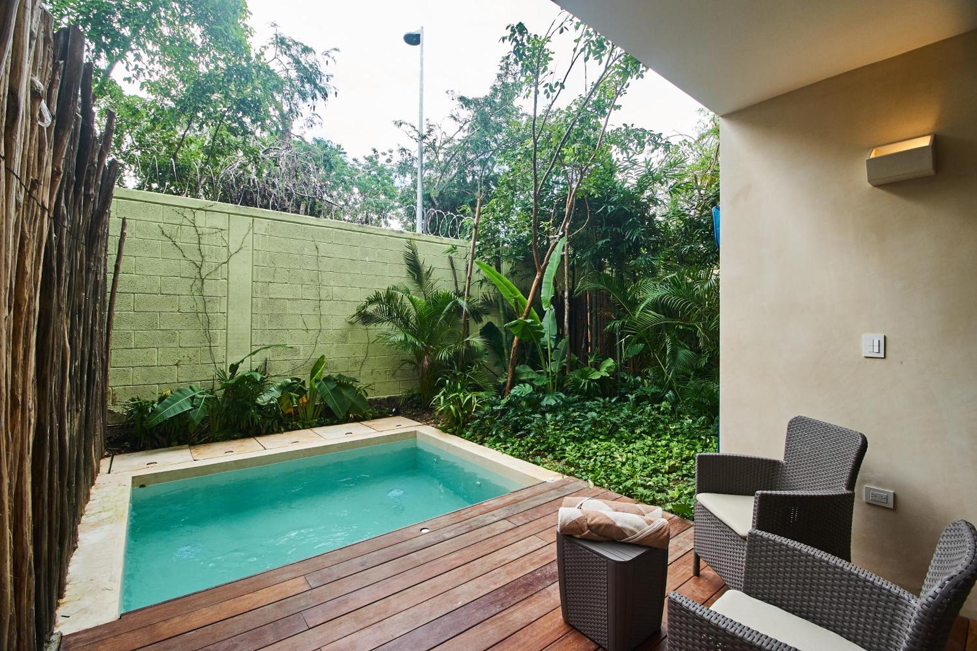 Spacious Aldea Zama Ground Floor Condo with Private Pool, foto 10