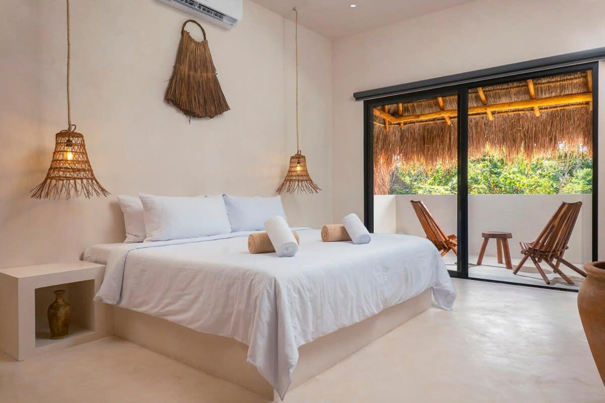 Jungle 3BR Villa, Garden & Pool, La Veleta, foto 15