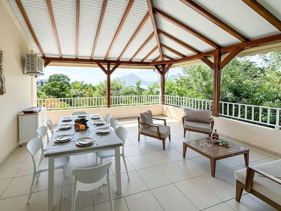 Bel appartement duplex T4 Laboté, vue mer, a 600m de la plage de Diamant