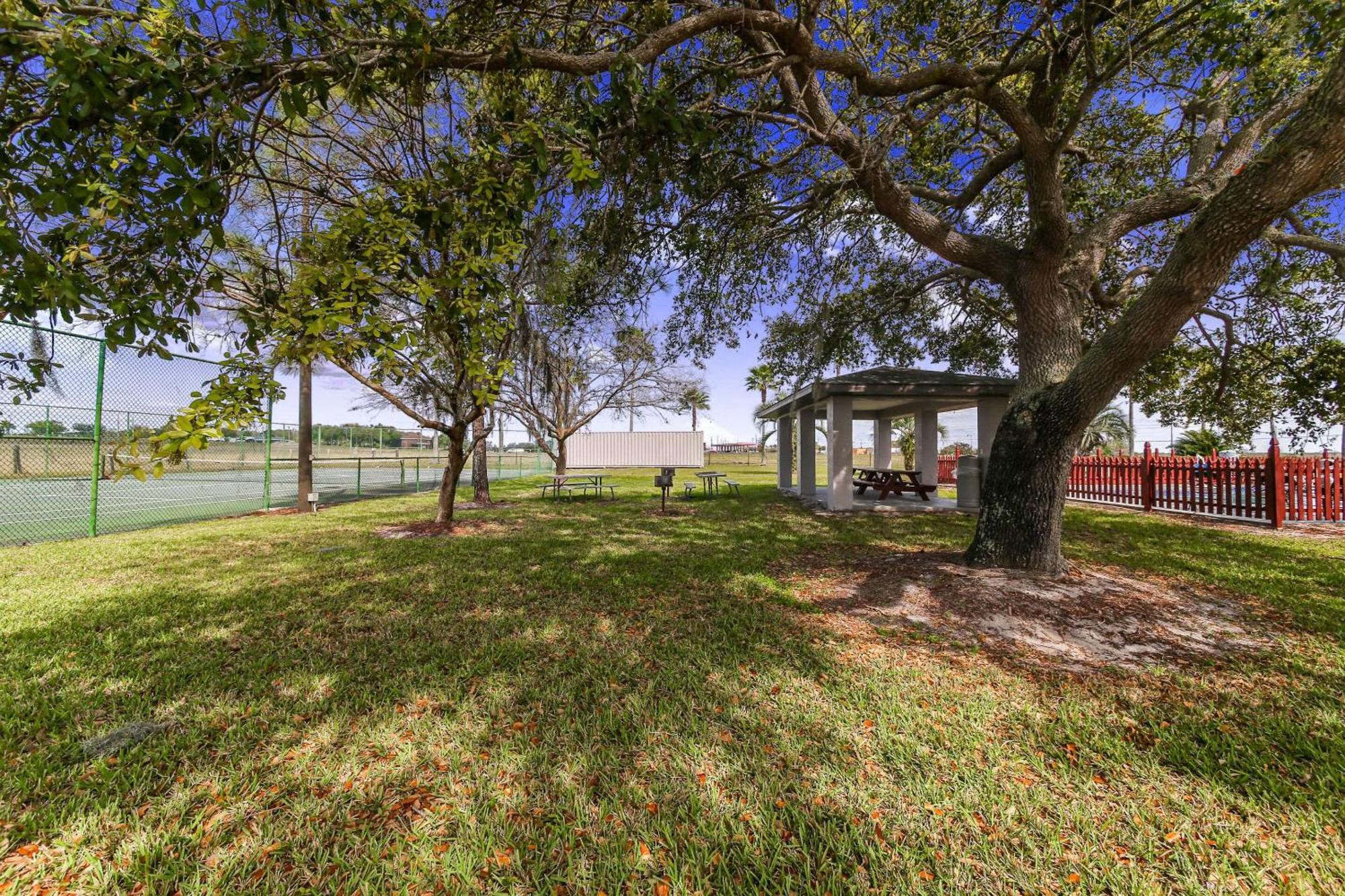 Rodeway Inn & Suites Haines City - Winter Haven — foto 3
