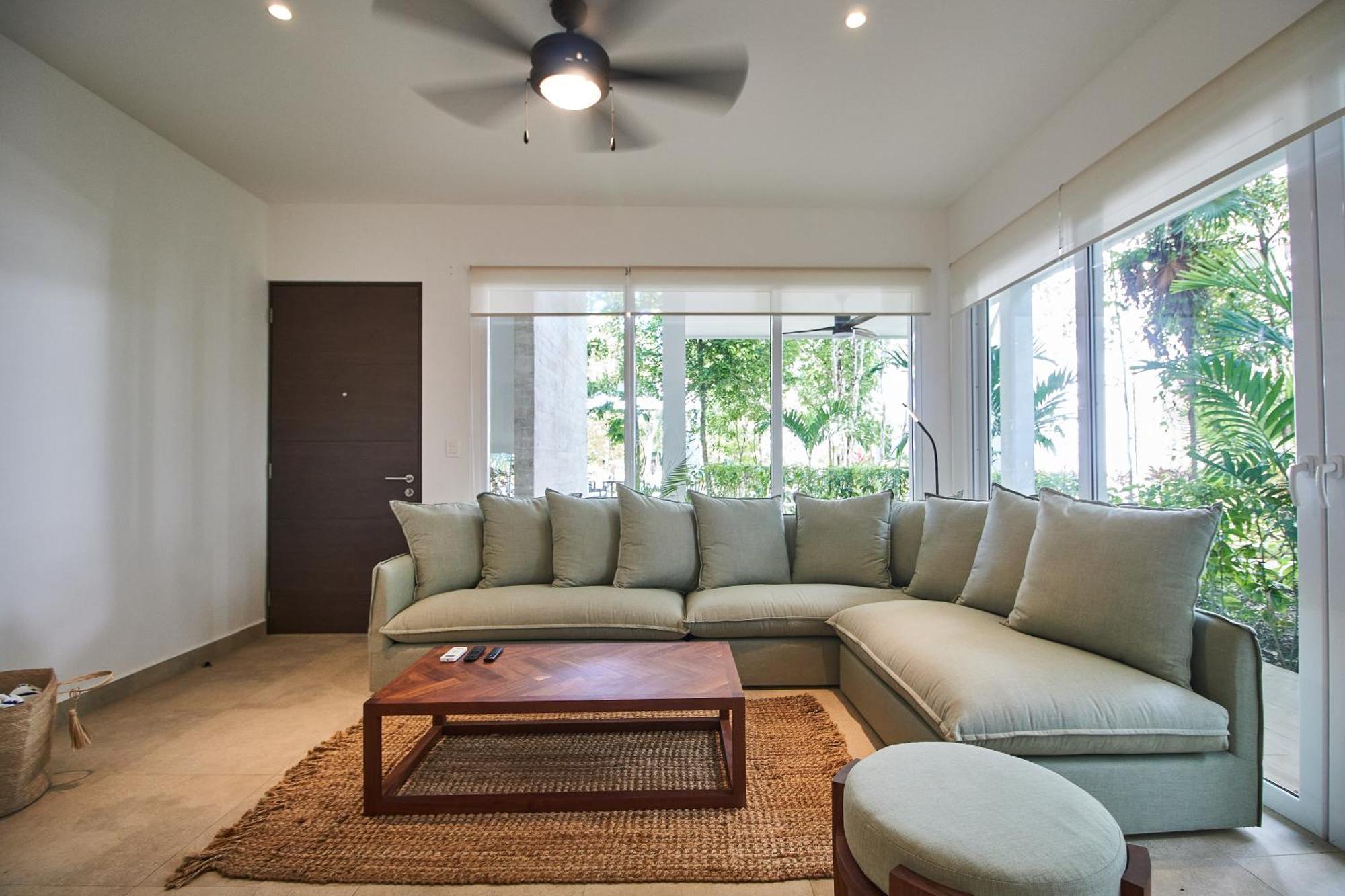 Zama Condo with 2 Pools, Gym, Yoga Deck and BBQ Grill in Top Location, foto 9