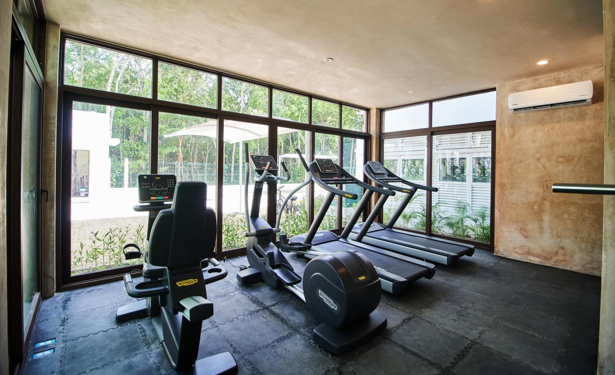 Zama Condo with 2 Pools, Gym, Yoga Deck and BBQ Grill in Top Location, imagen 2