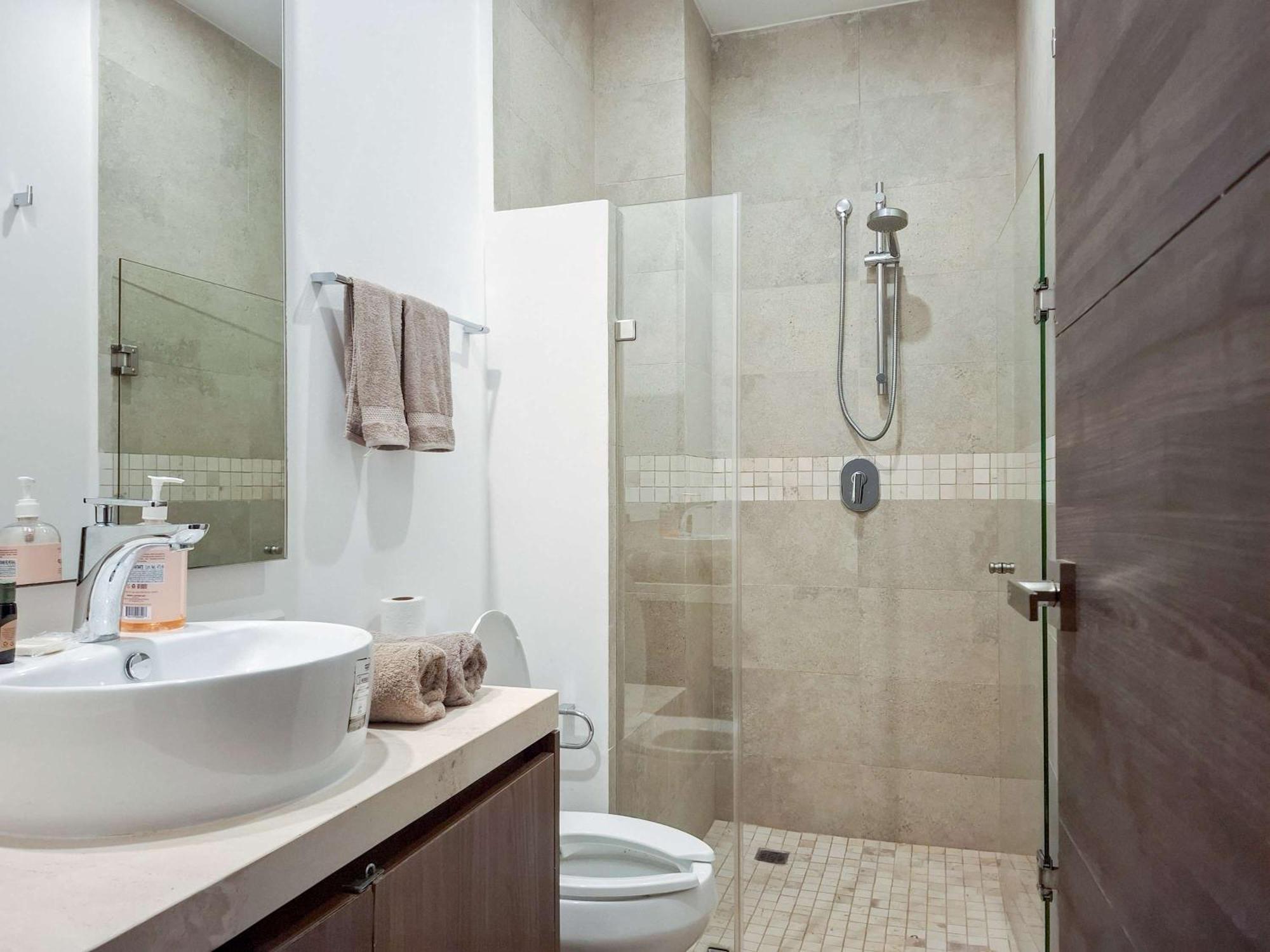 Modern Apt Tulum with 2 BDR Gym & Pool, foto 15