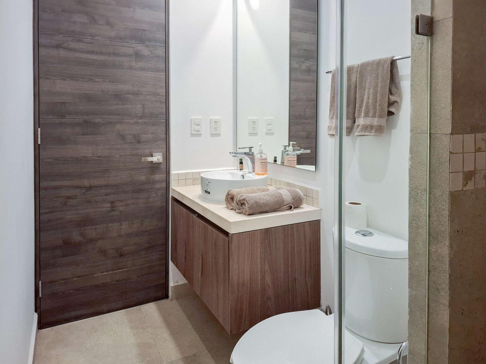 Modern Apt Tulum with 2 BDR Gym & Pool, foto 16