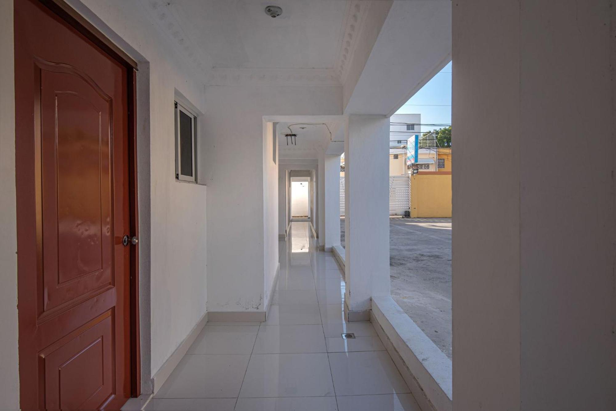 Double Room Near SDQ Airport Fast Wi-Fi Santo Domingo Este, imagen 3