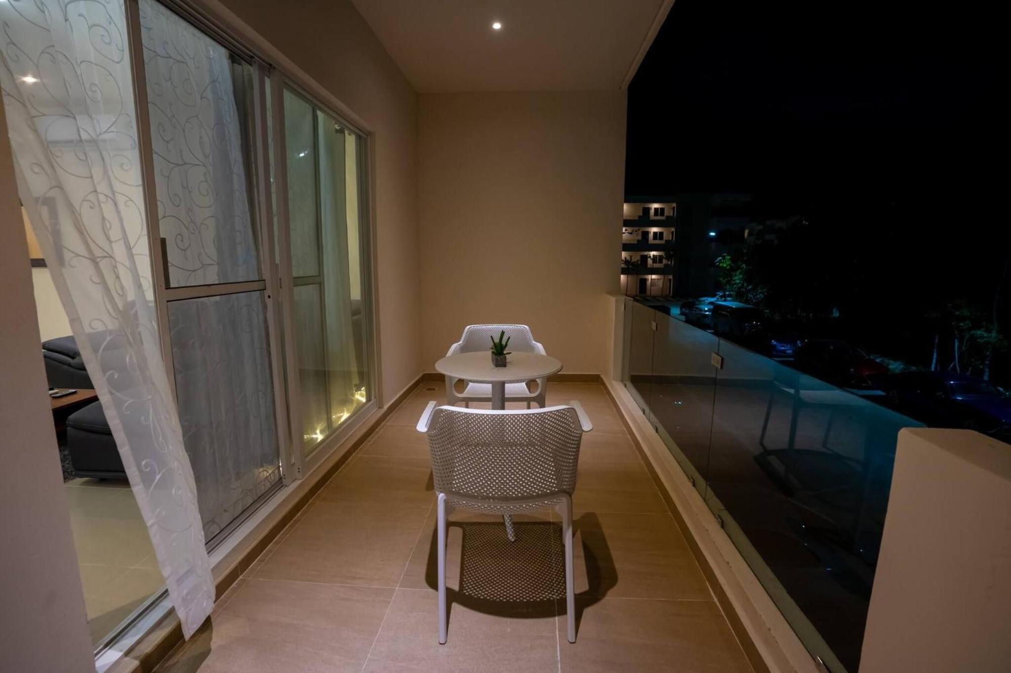 Luxury Apartment With Poll, foto 8