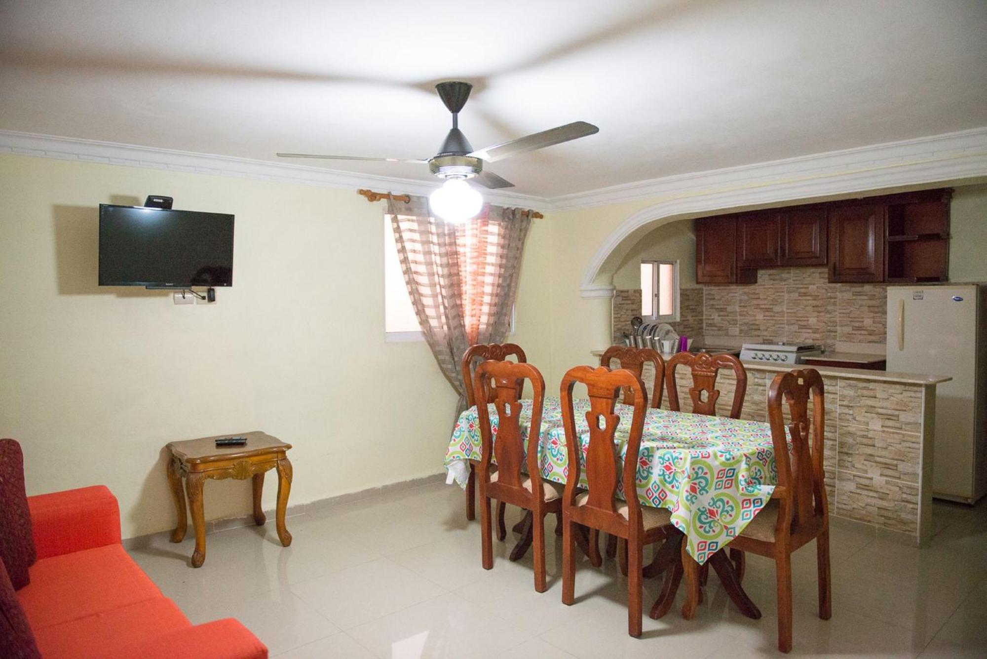 Spacious 2-Bedroom Apartment with 2 Bathrooms Near SDQ Airport Fast Wi-Fi