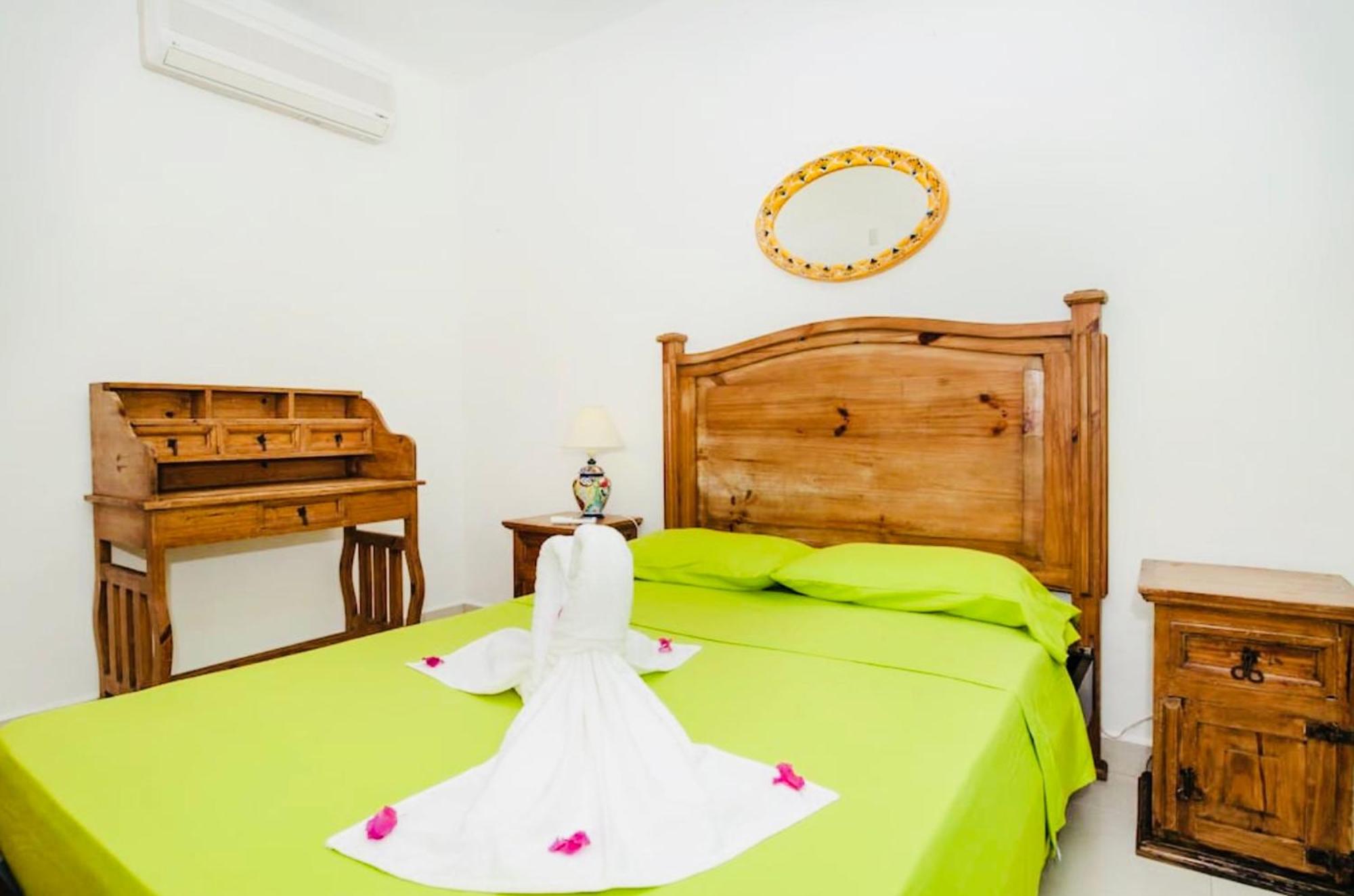 Gorgeous 22 People Villa With Pool Playacar Phase 2, imagen 2
