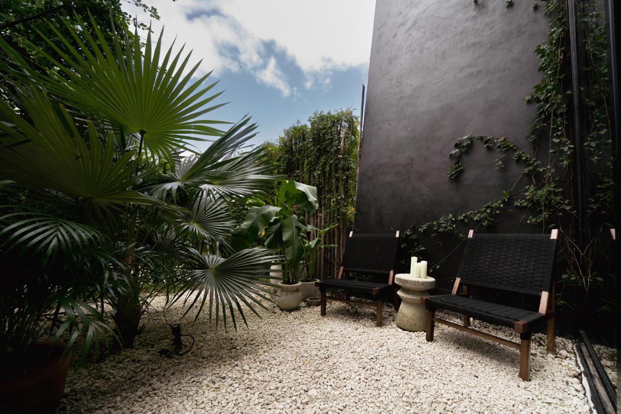 Design Luxury 3BR Villa with 3 Pools, stunning Rooftop, Boho Style, Near Beach, imagen 4