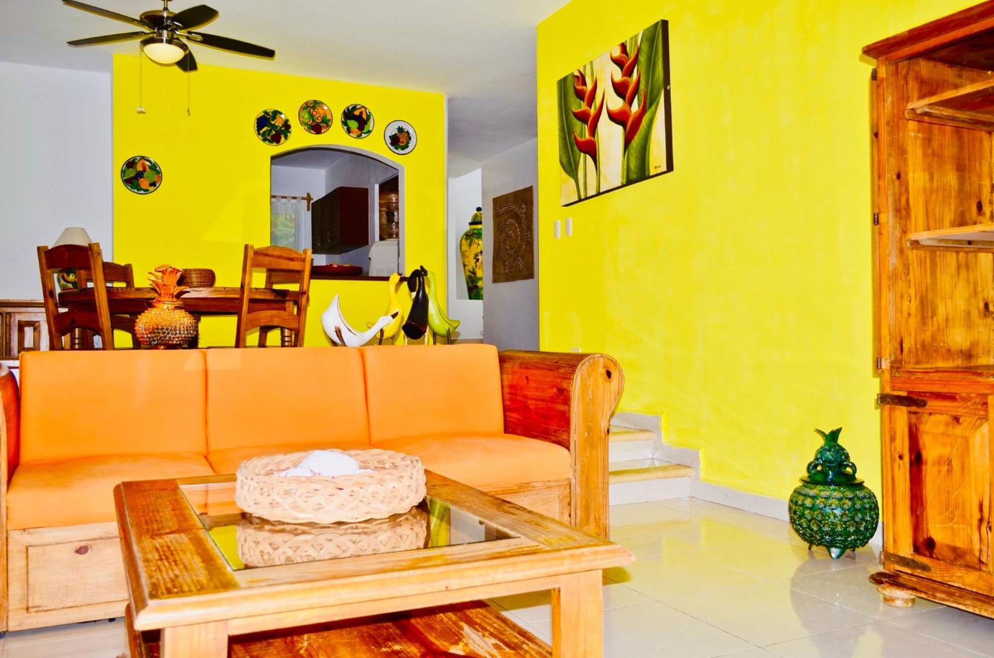 Playacar - Superior Budget Room With Swimming Pool Air Conditioning and Parking, foto 10