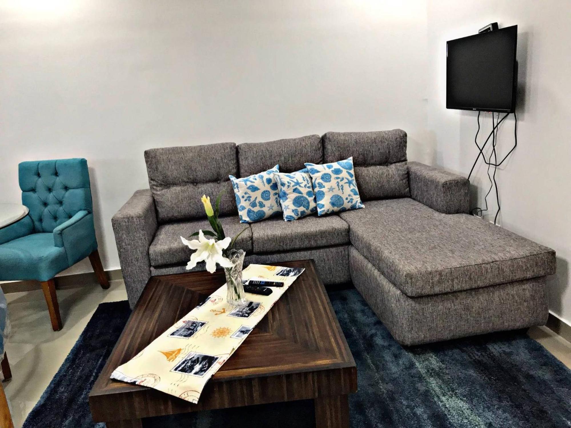 Fully Equipped New 1br Apt dt 2mins To Beach, foto 7