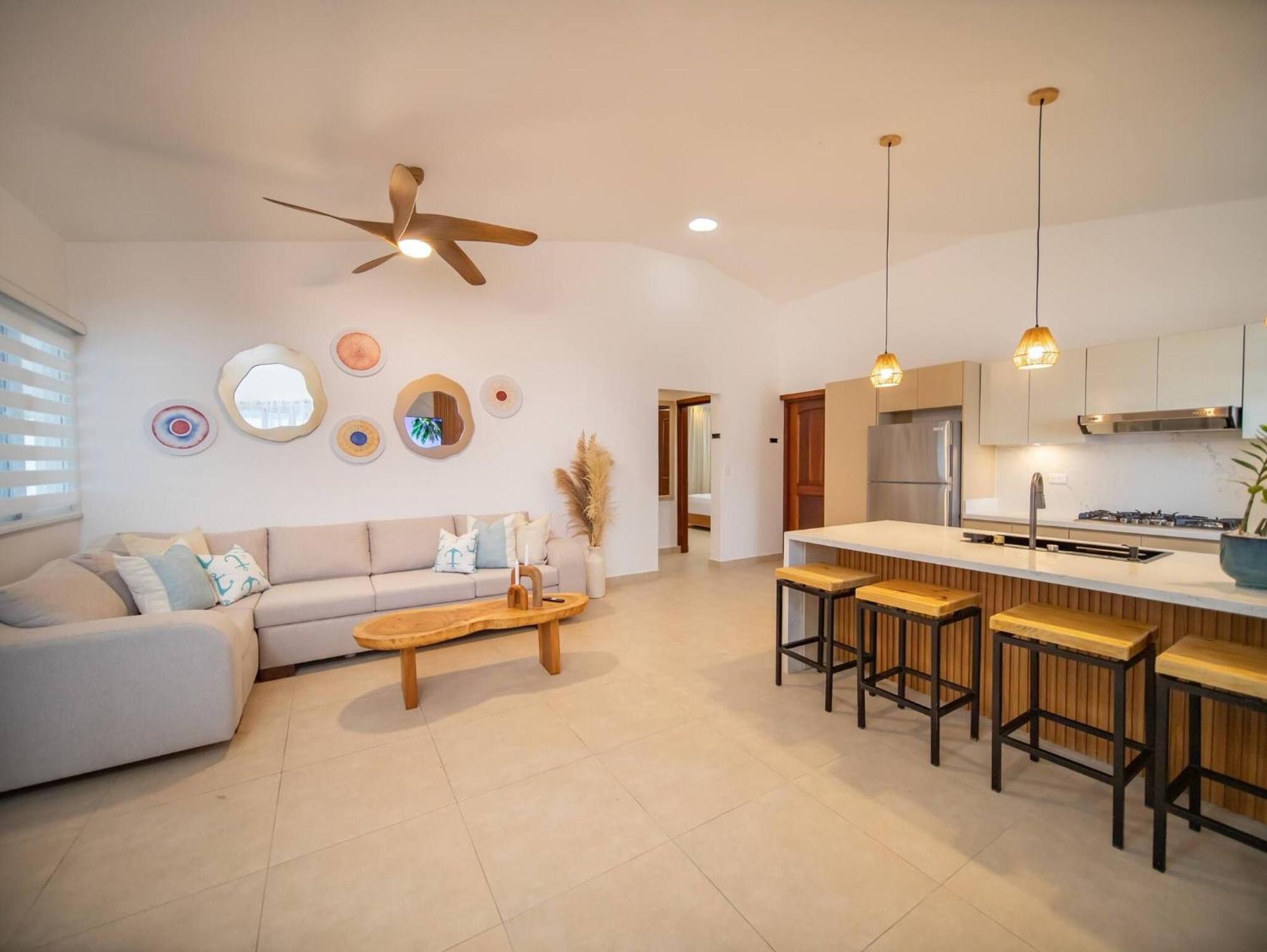 Green Palace - 7br Luxury Villa in Sosua 3mins from strip plus 24hr security, foto 14