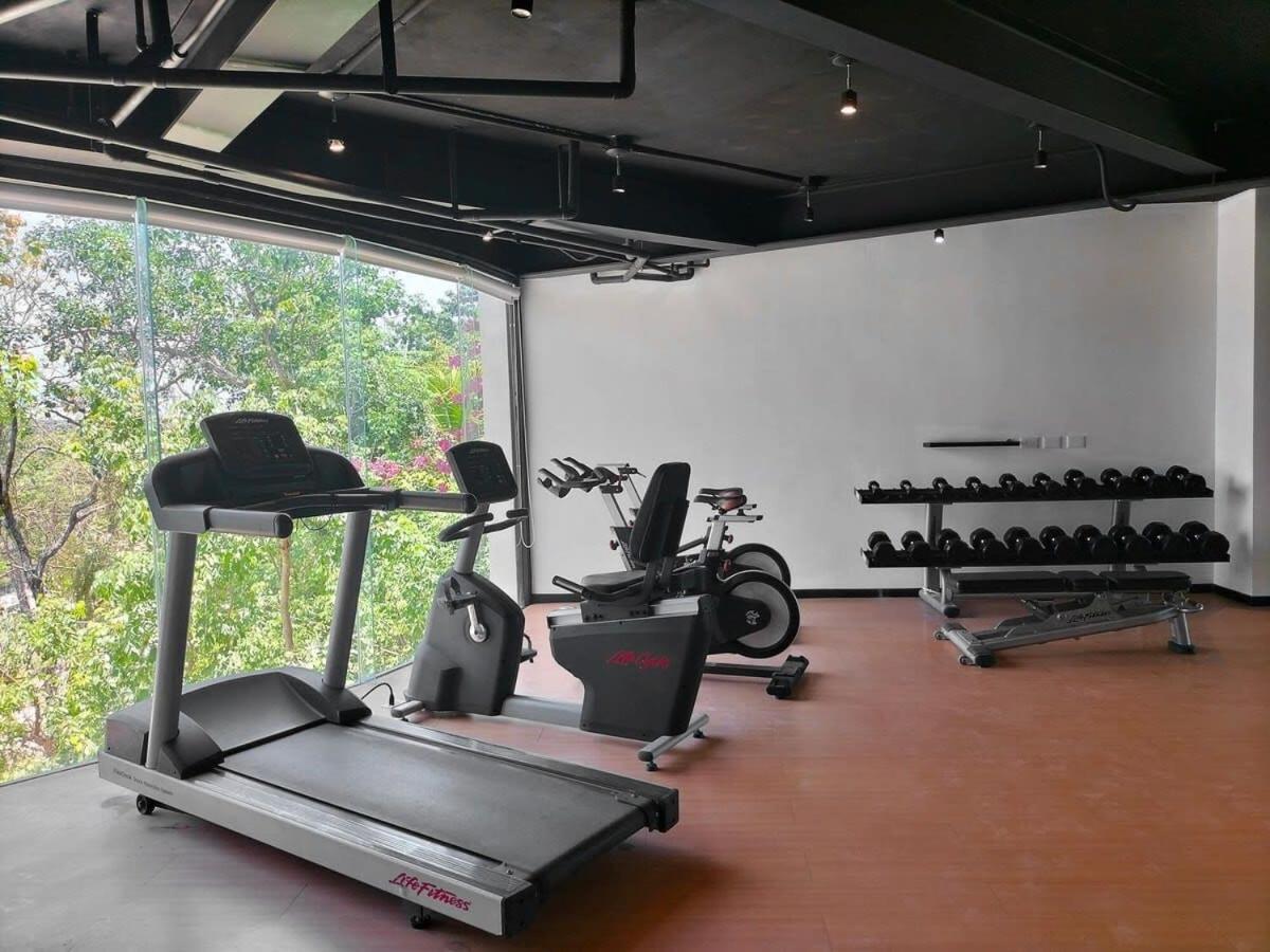 Panoramic 1-BR Studio,Garden, 360º Pool & Gym, foto 14
