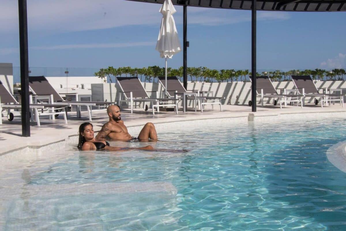 Panoramic 1-BR Studio,Garden, 360º Pool & Gym