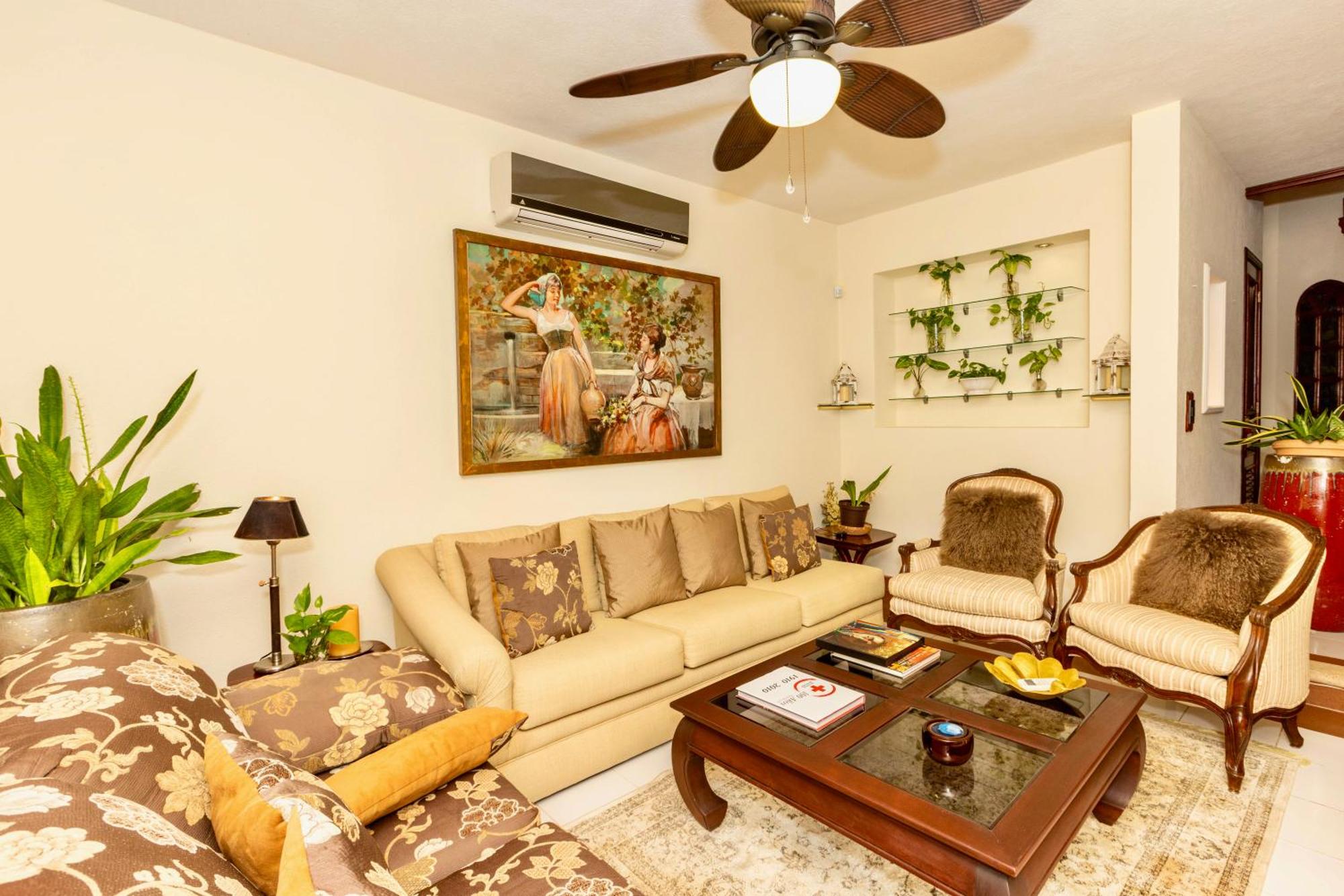Magnifica Villa Palmeras luxurious 4 Br 6 Bds 4 Ba private pool lagoon front super fast Wifi, imagen 5