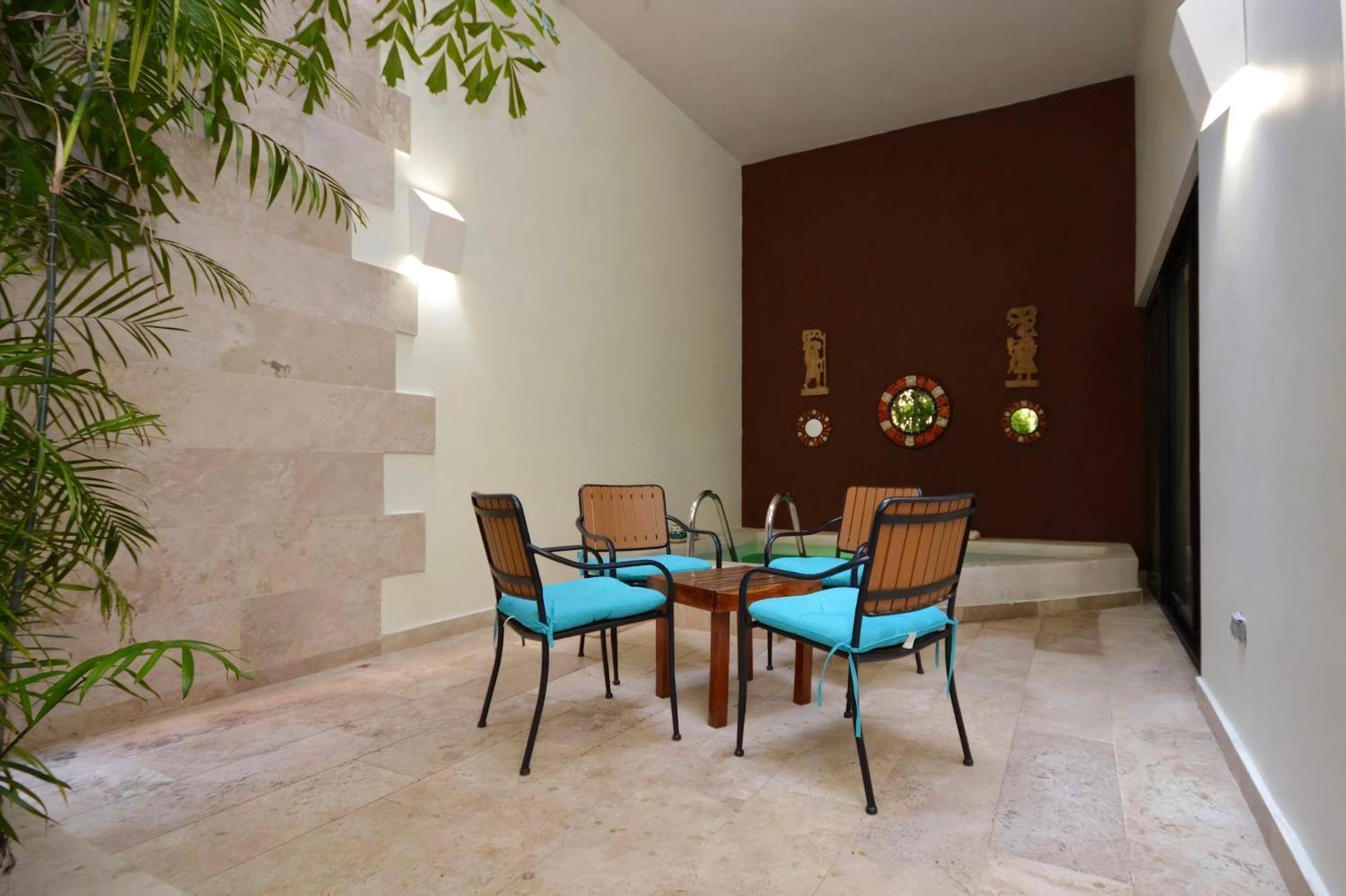 Tropical 3BR Pool near 5th Avenue & Beach, foto 8
