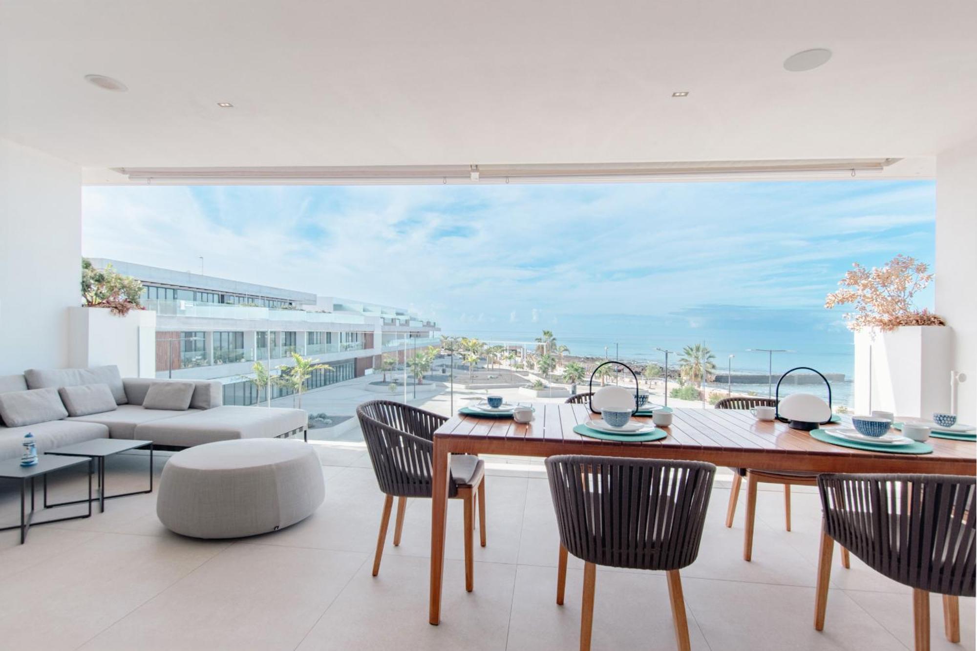 Infinity 1-6 LUXE SEA VIEW 2B