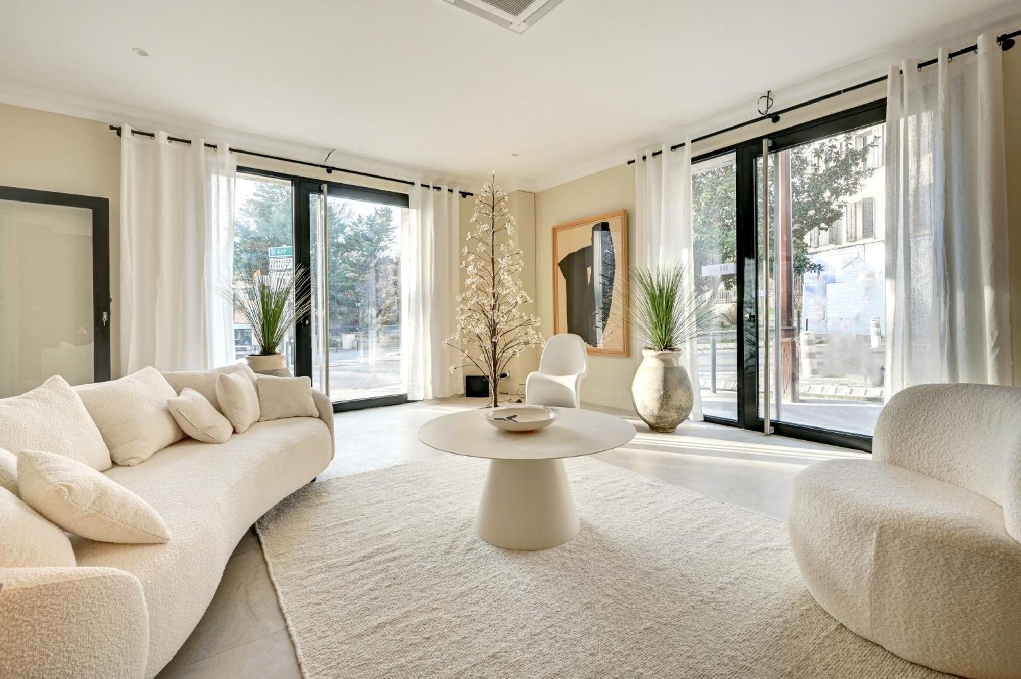 Hotel Bellegarde by Viktor