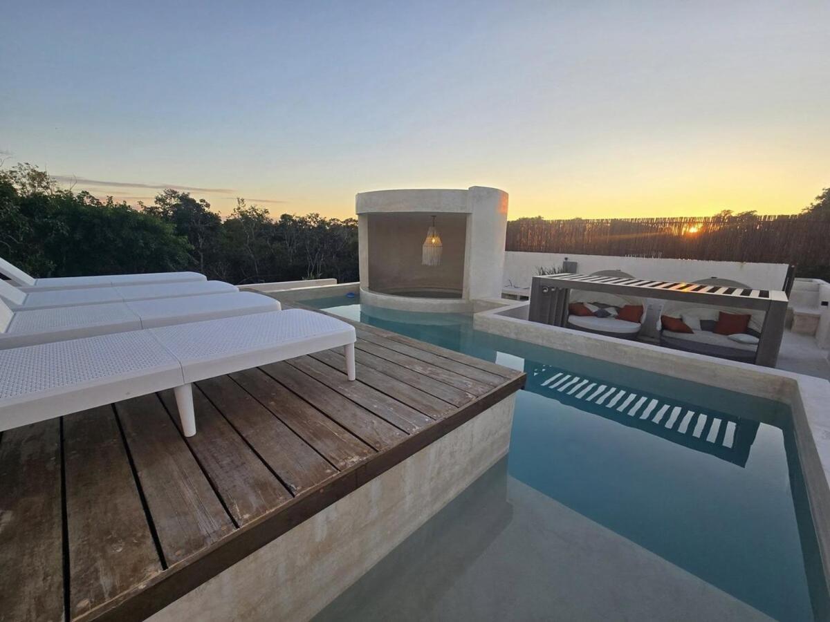 Brand New Penthouse Jungle Views 2 Bdr Sleeps 6, imagen 4