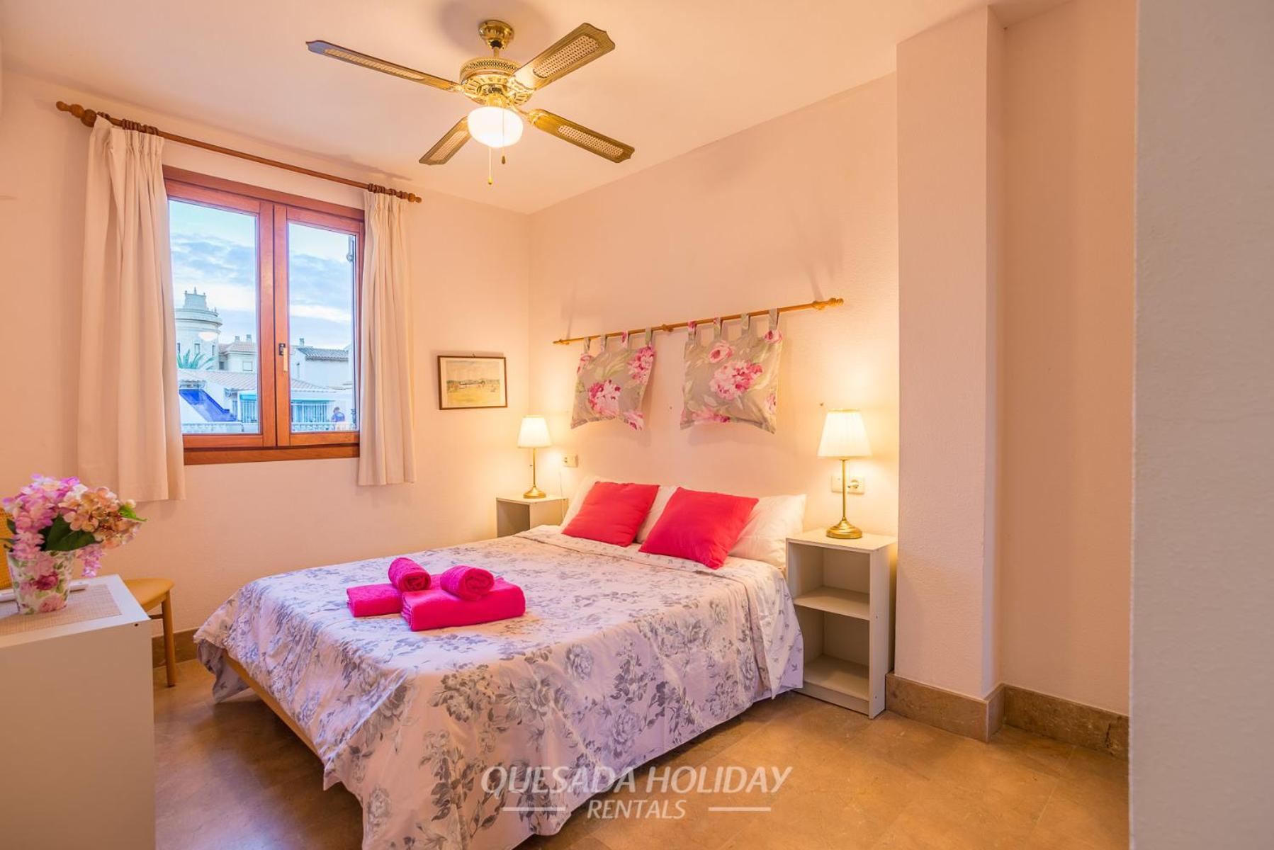 Guardamar sea view apartment El Moncayo beach