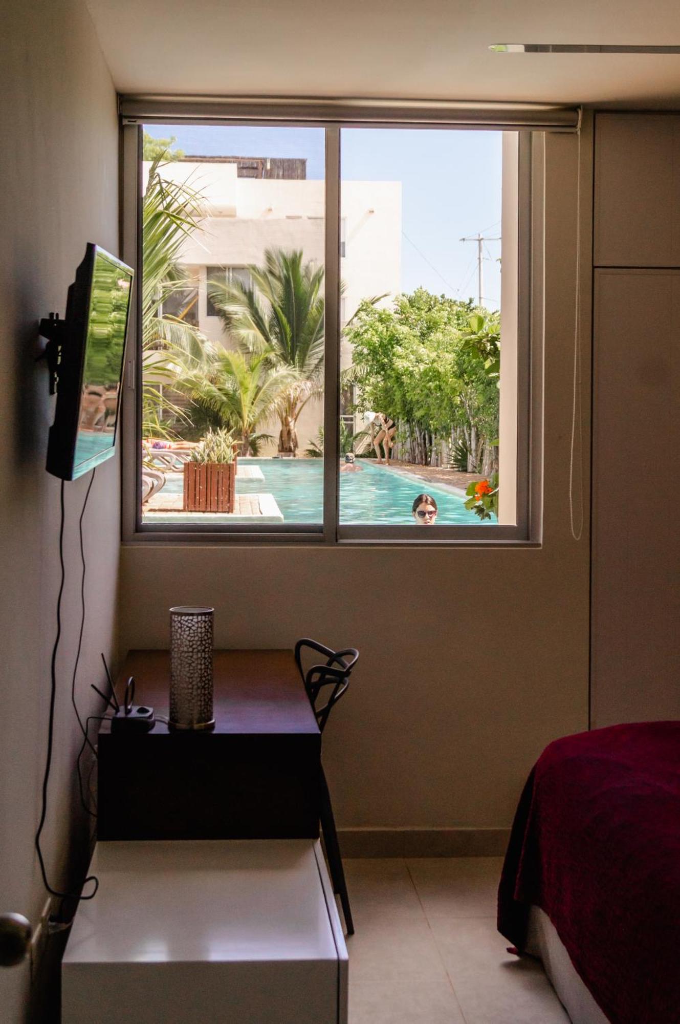 78796 Cozy unit by the Pool, Fiber Optic, 70m to Ocean, foto 14