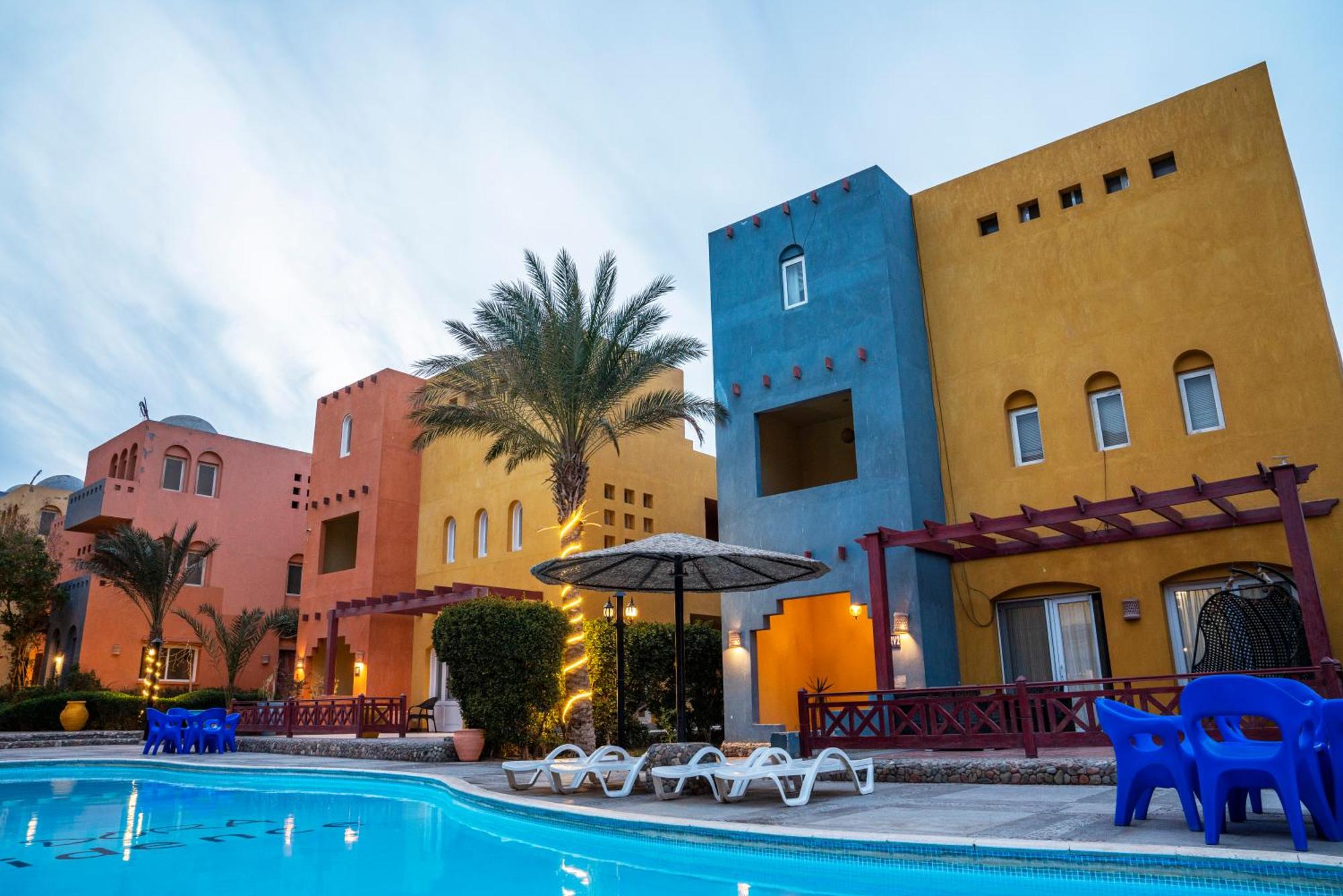 Al Dora Resort Hotel