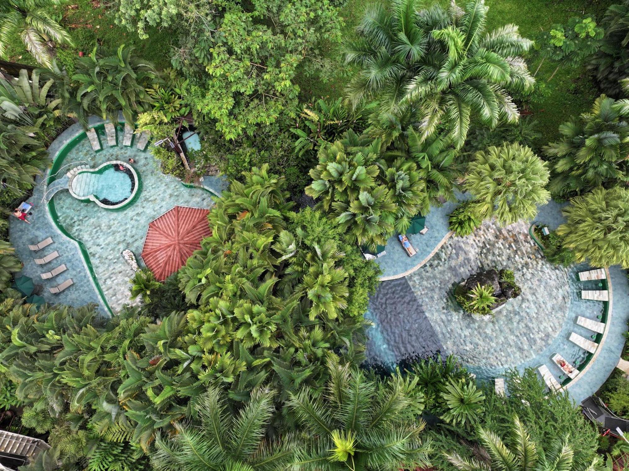 Paradise Hot Springs - Thermal Water & Volcano Views