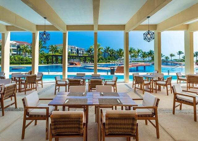 Luxury Ocean view condo in Mareazul Beach front - Almajuma House, foto 6