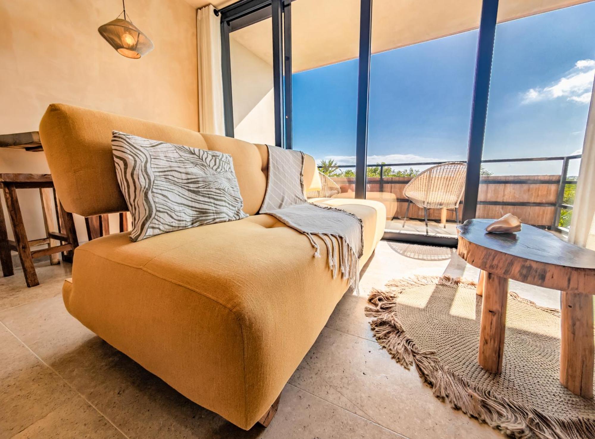Luxury Romantic Getaway - 1 Bedroom - Steps from the Beach - Bahia Tankah Tulum, foto 9