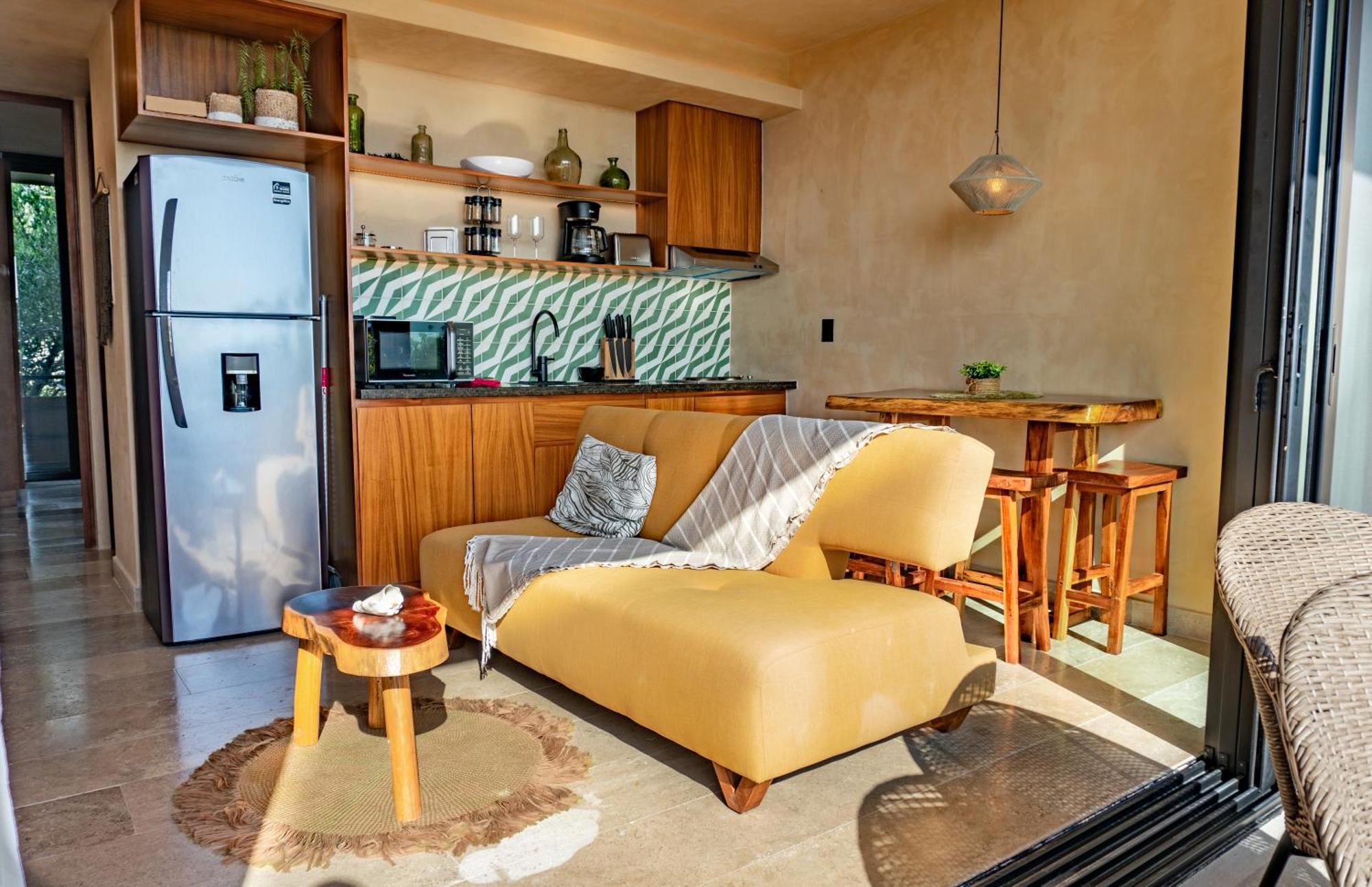 Luxury Romantic Getaway - 1 Bedroom - Steps from the Beach - Bahia Tankah Tulum, foto 13