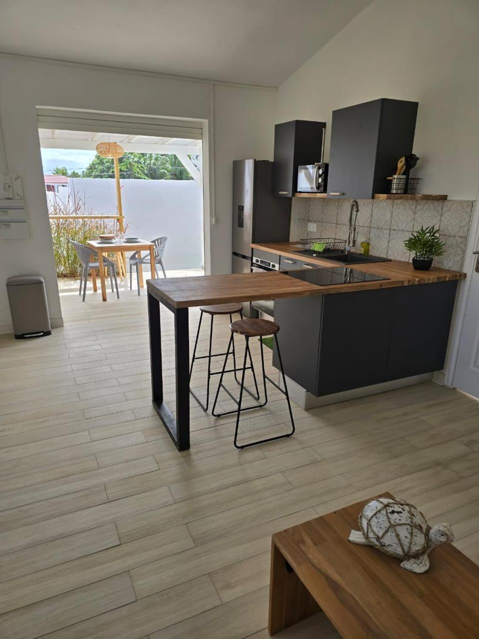 Appartement au centre de Gosier 7
