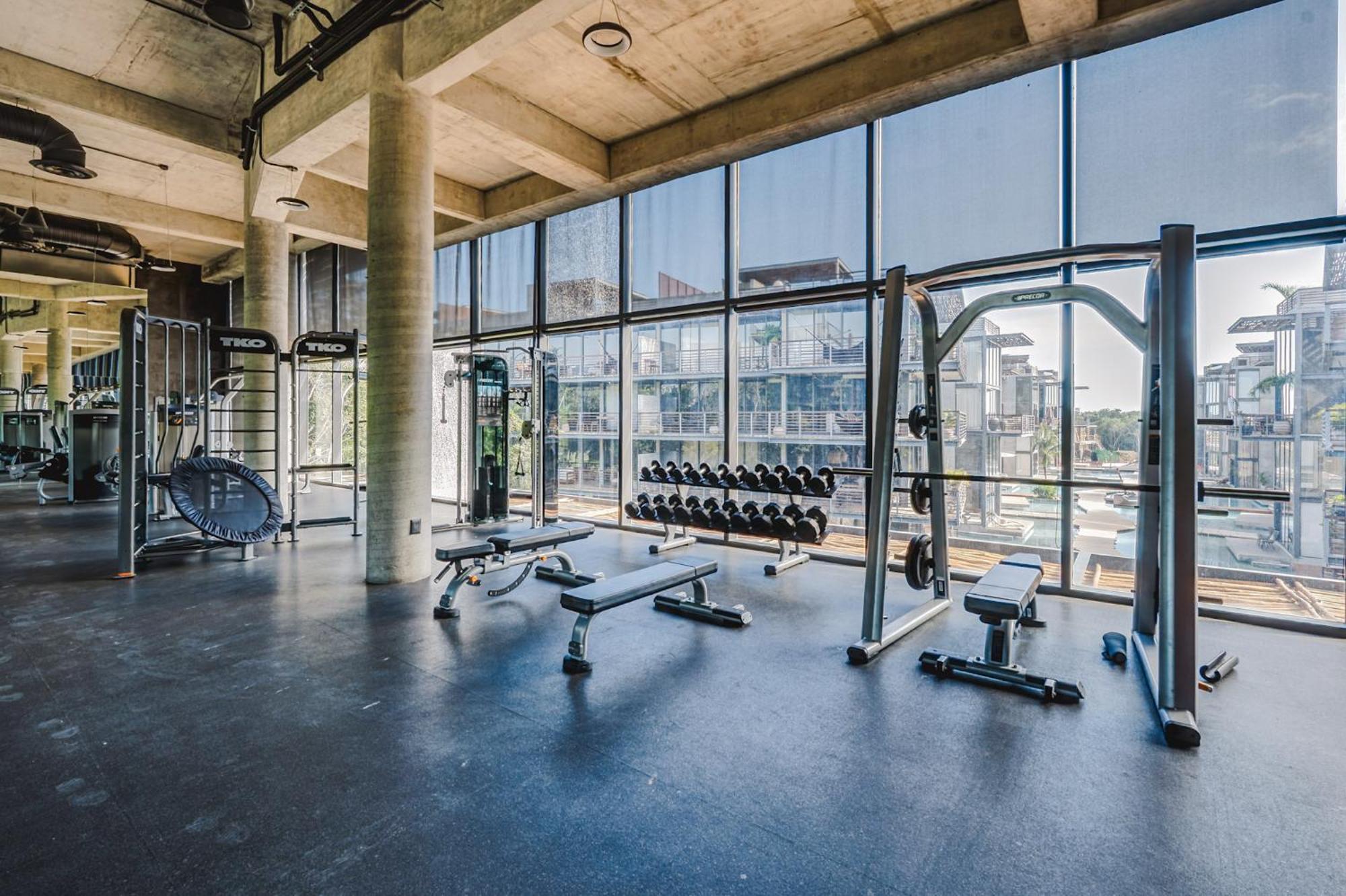 1BR Swim up Loft w Cenote Big Gym Pools, imagen 5