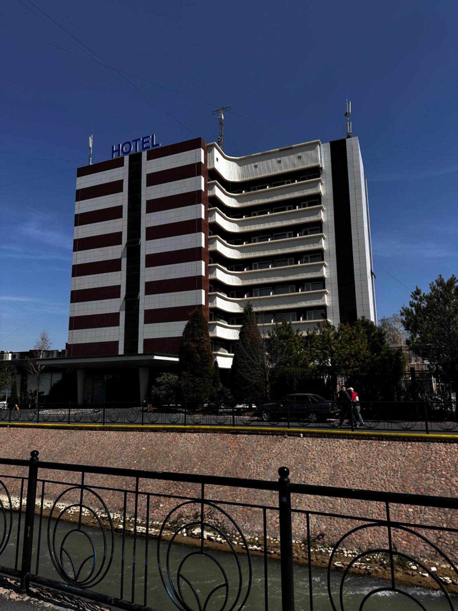 Ziyorat Luxury Hotel