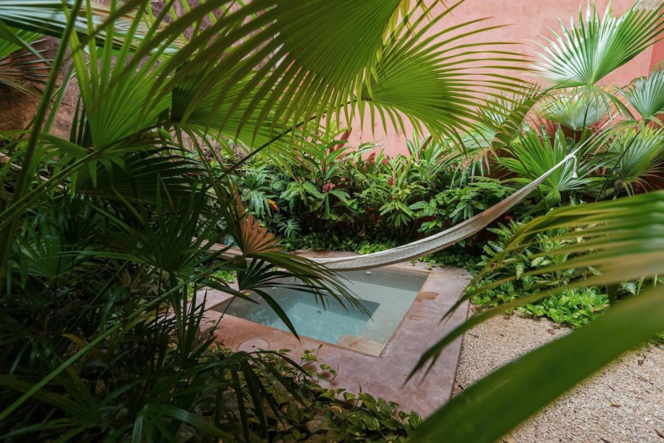CASA EEB - 4BR Home Colonial Elegance Downtown Merida, foto 6