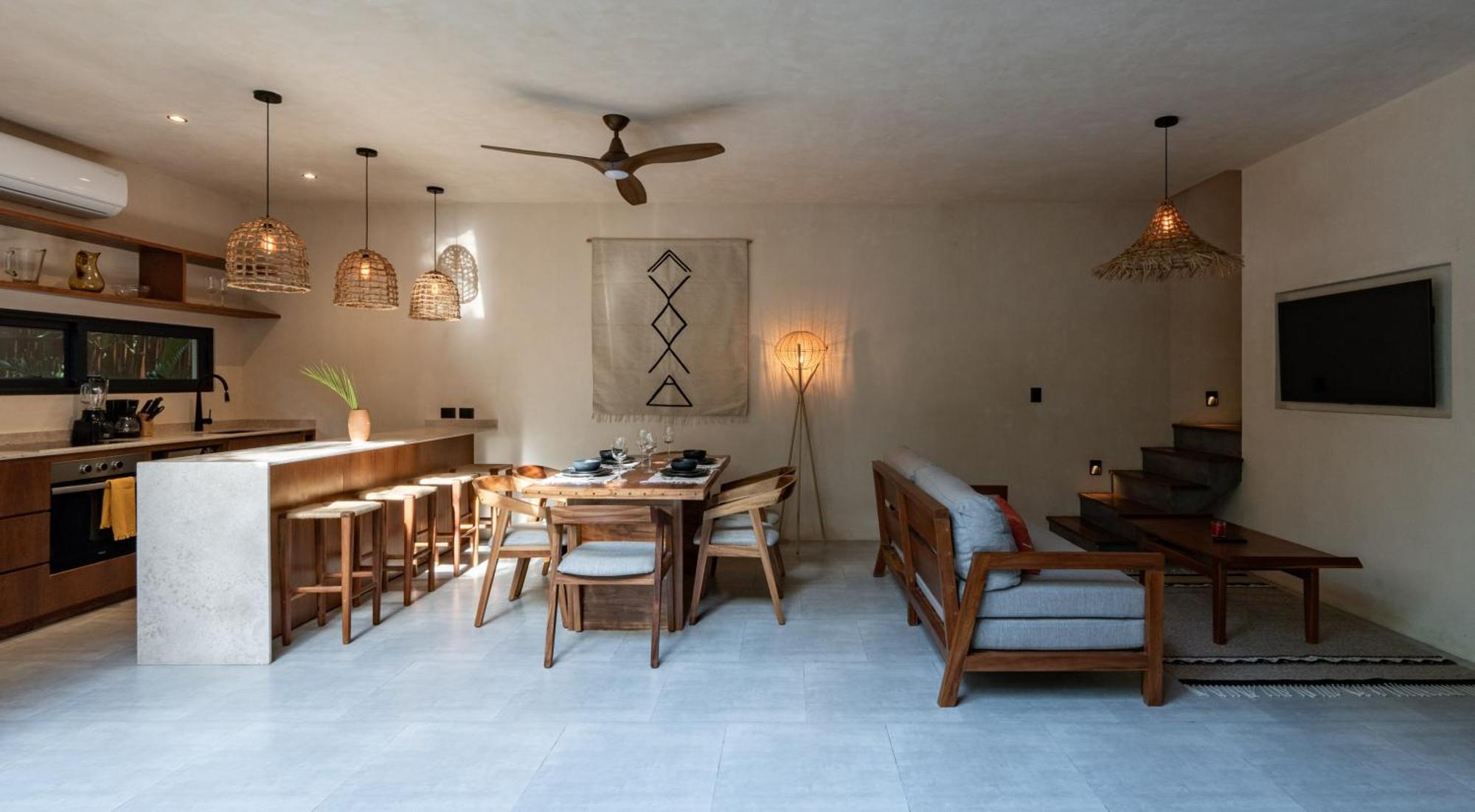 Moonstone - Villa with private pool and 24hrs security & Beach club access, foto 12