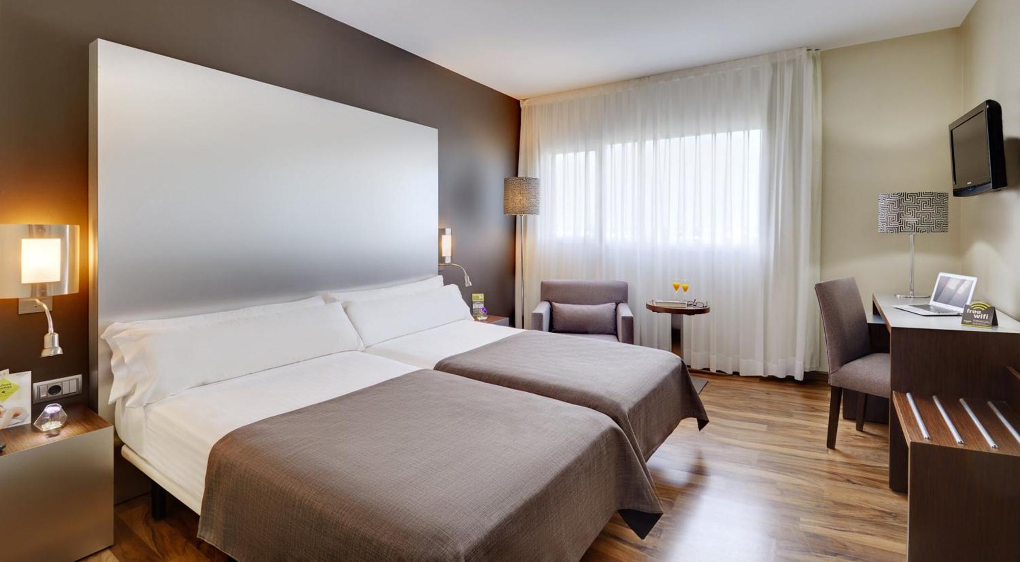 10. Apartamentos Santa Isabel