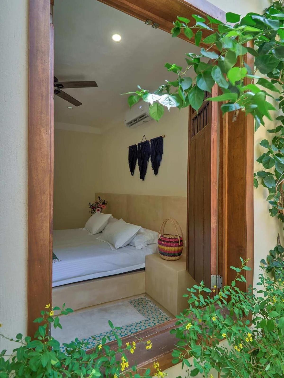 Colonial Charm, City Center, 2 BR- 10min walk to Cathedral, Pool, Private House, foto 9