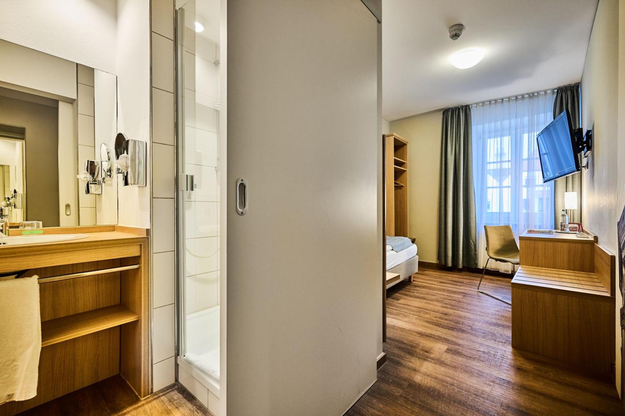 Hotel & Gasthaus DAS RÖHRL Straubing — photo 2
