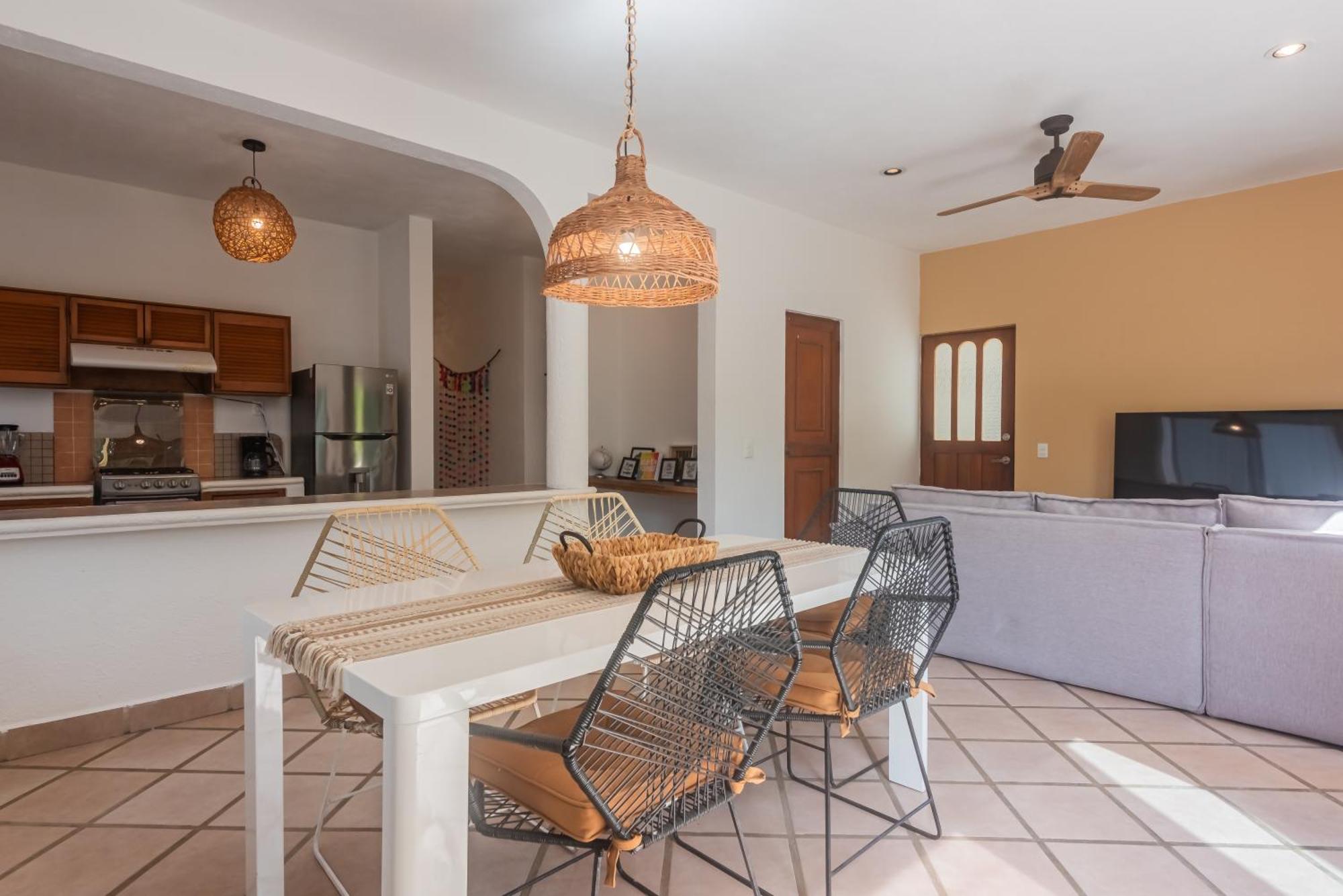Espacioso Apartamento Gardenias , Playacar 2Bdr, foto 6