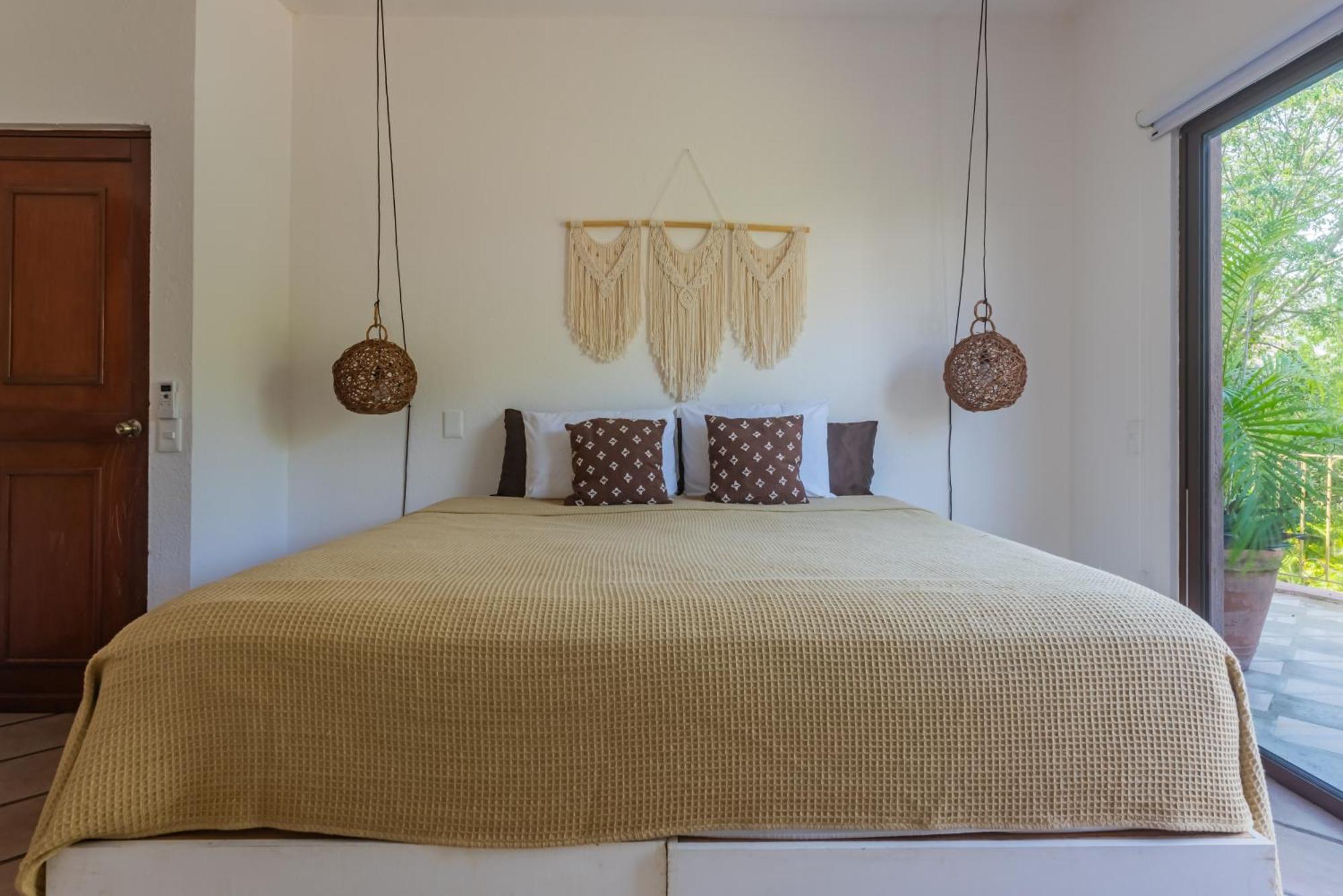 Espacioso Apartamento Gardenias , Playacar 2Bdr, foto 13